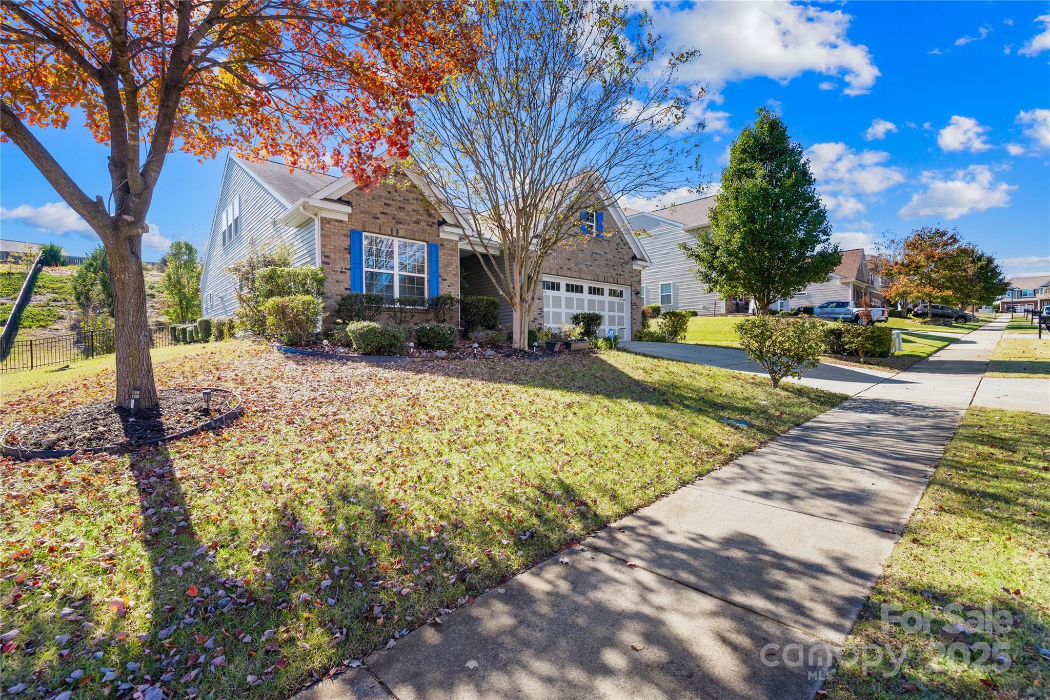 137 Chertsey Drive Property Photo 3