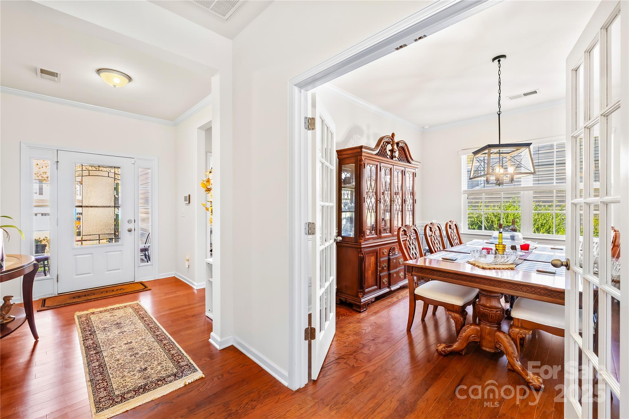 137 Chertsey Drive Property Photo 5