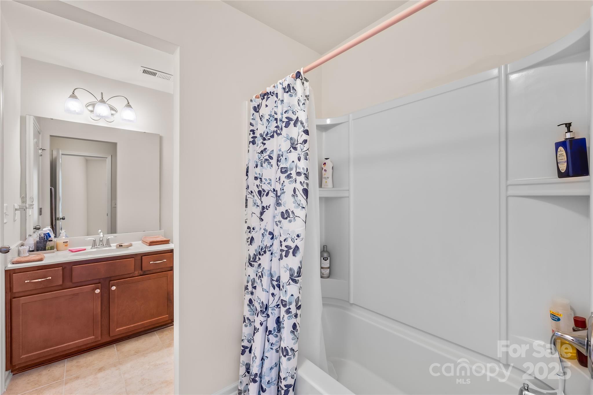 137 Chertsey Drive Property Photo 20