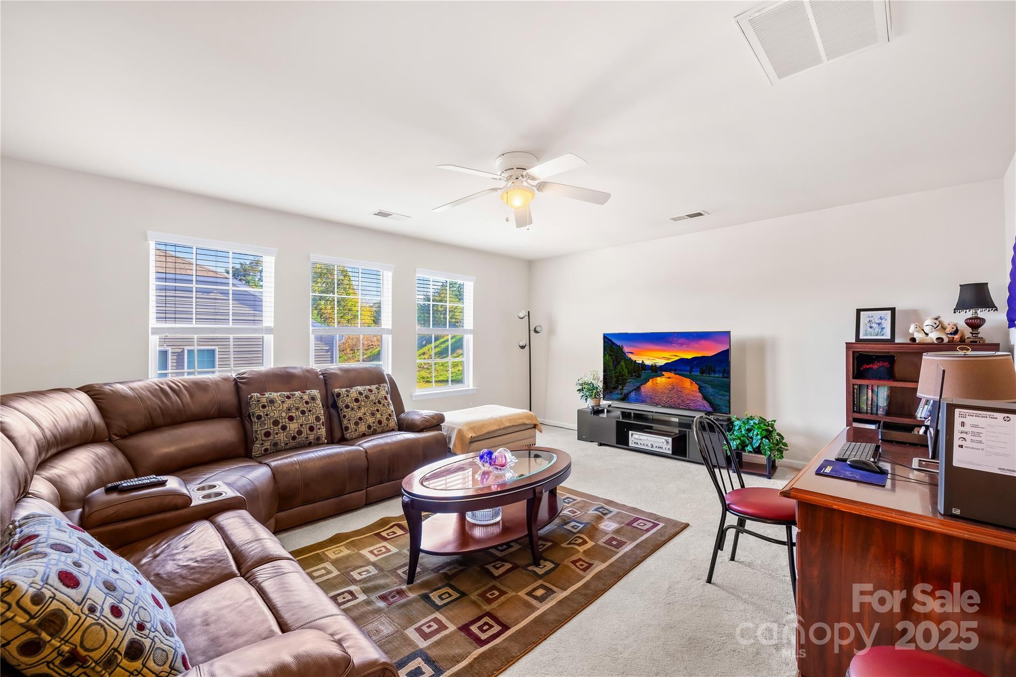 137 Chertsey Drive Property Photo 28