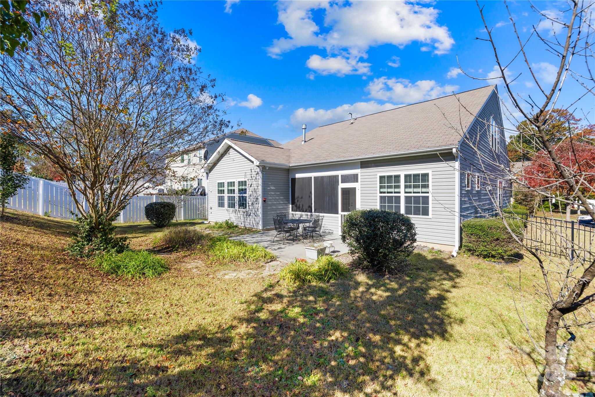 137 Chertsey Drive Property Photo 34