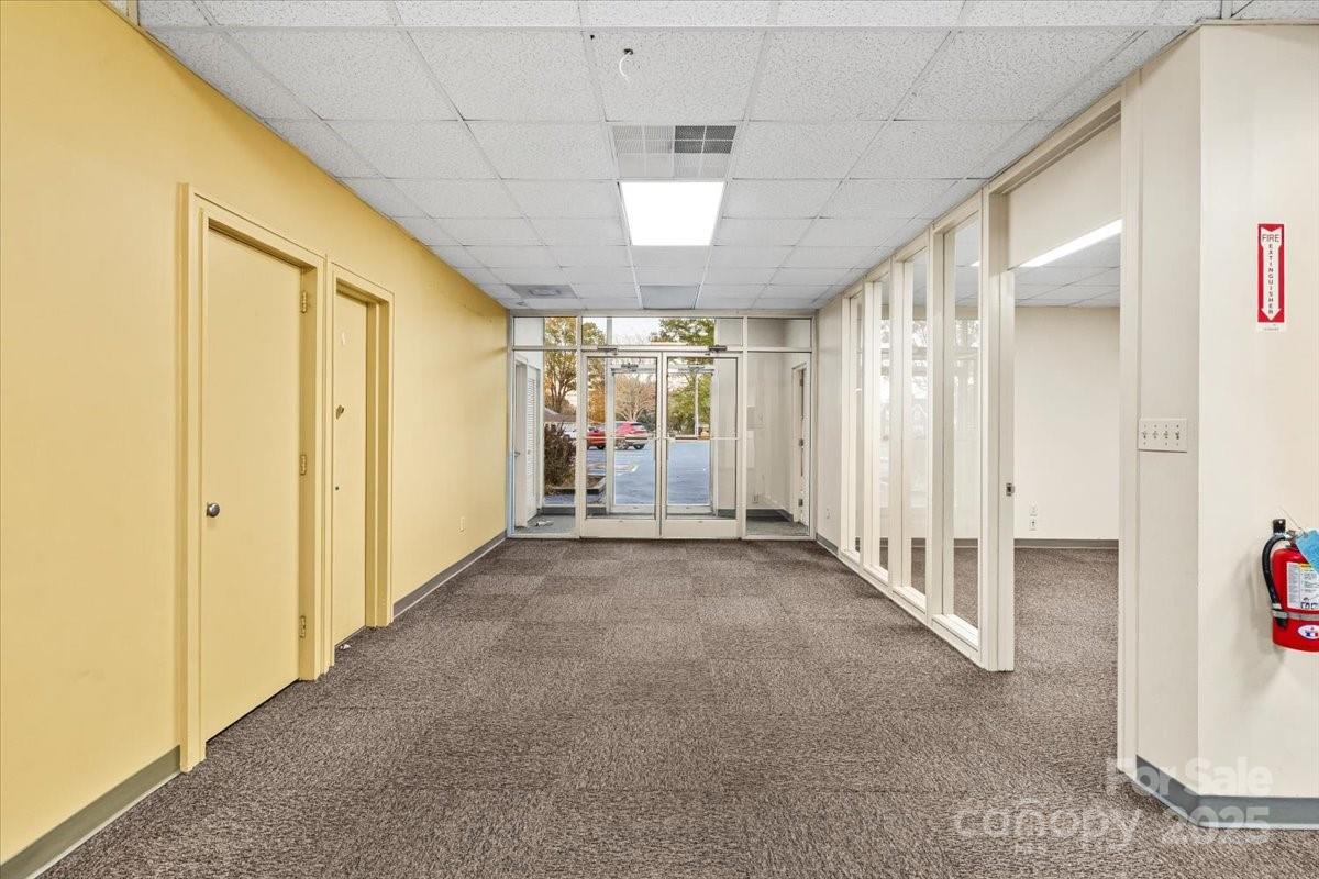 704 N Cannon Boulevard Property Photo 5