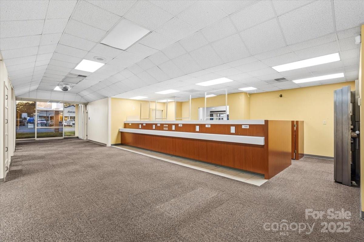 704 N Cannon Boulevard Property Photo 7