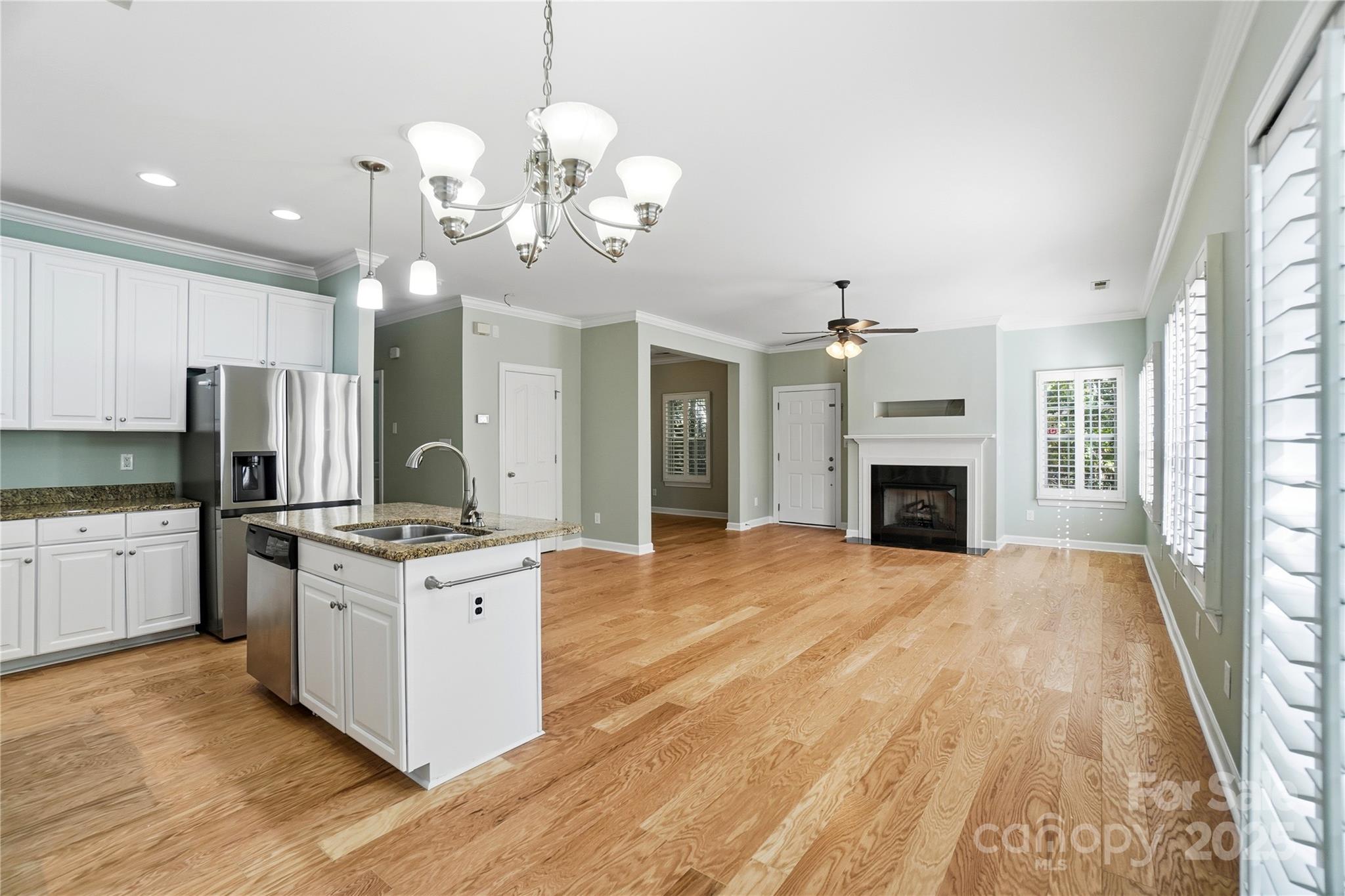 16605 Bastia Street Property Photo 14