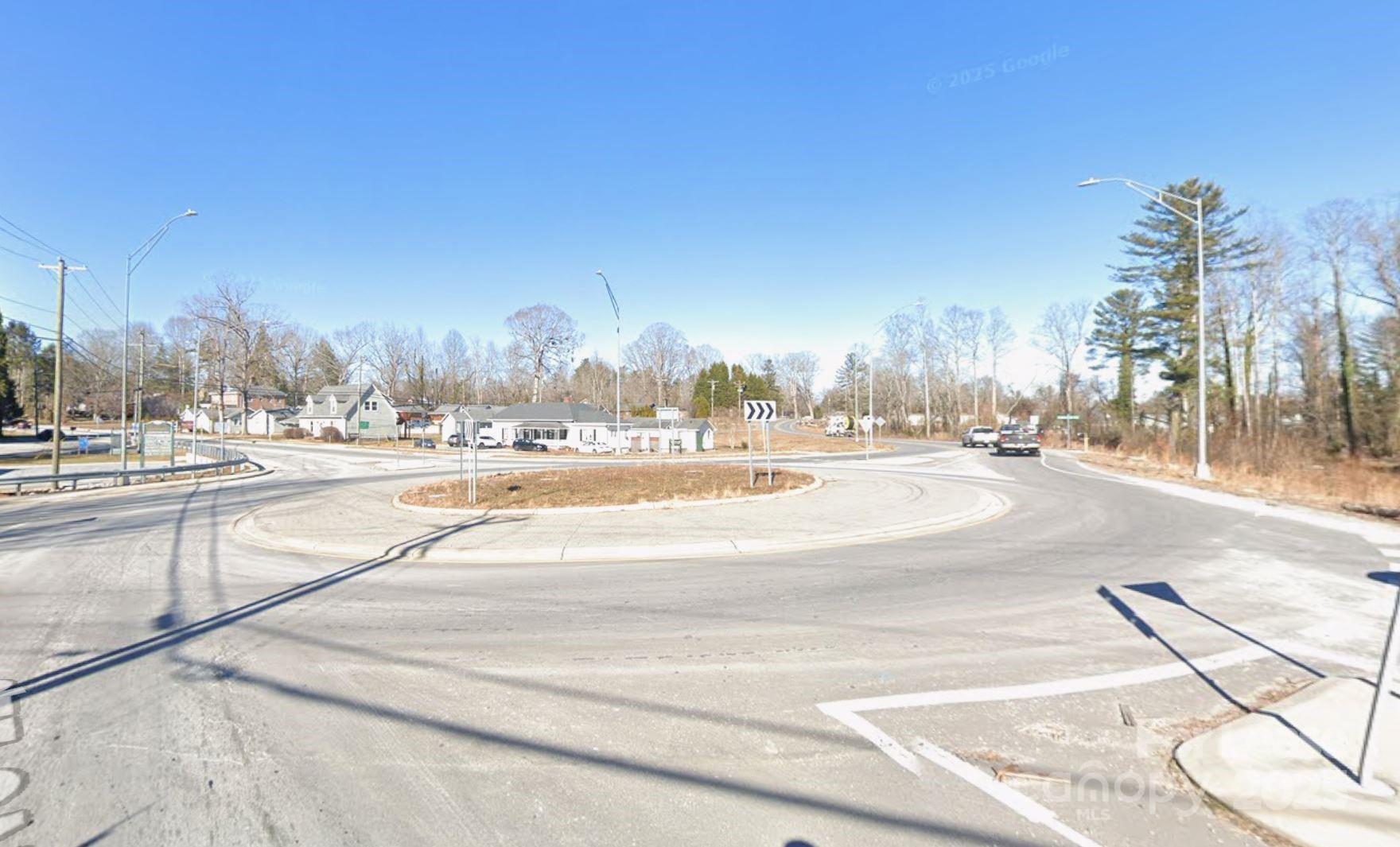 1596 Greenville Highway Property Photo 3