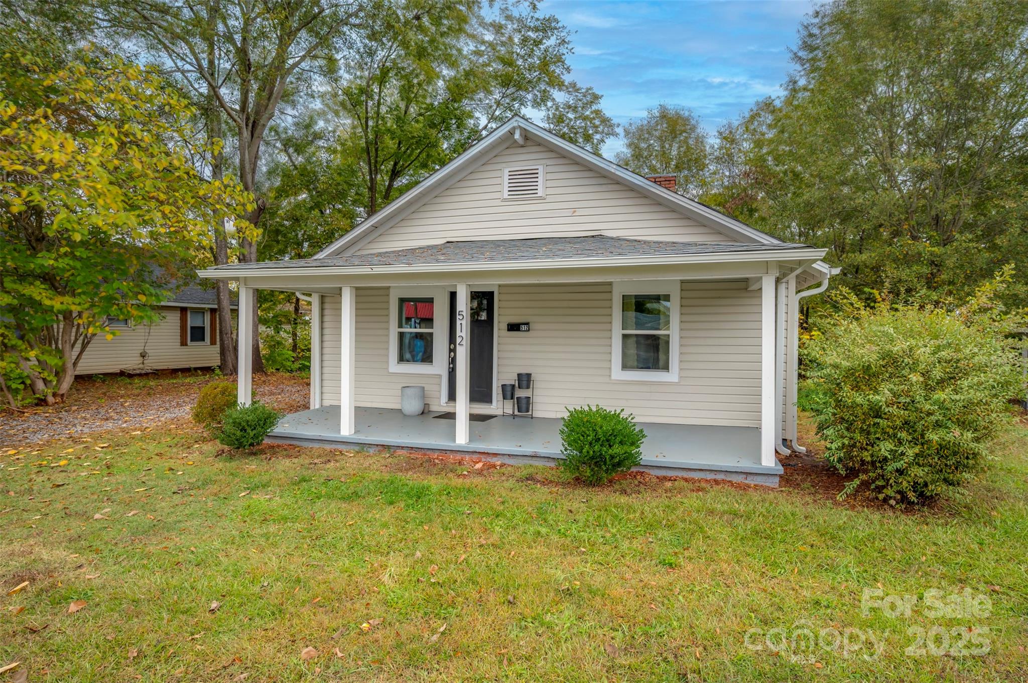 512 Spindale Street Property Photo 1