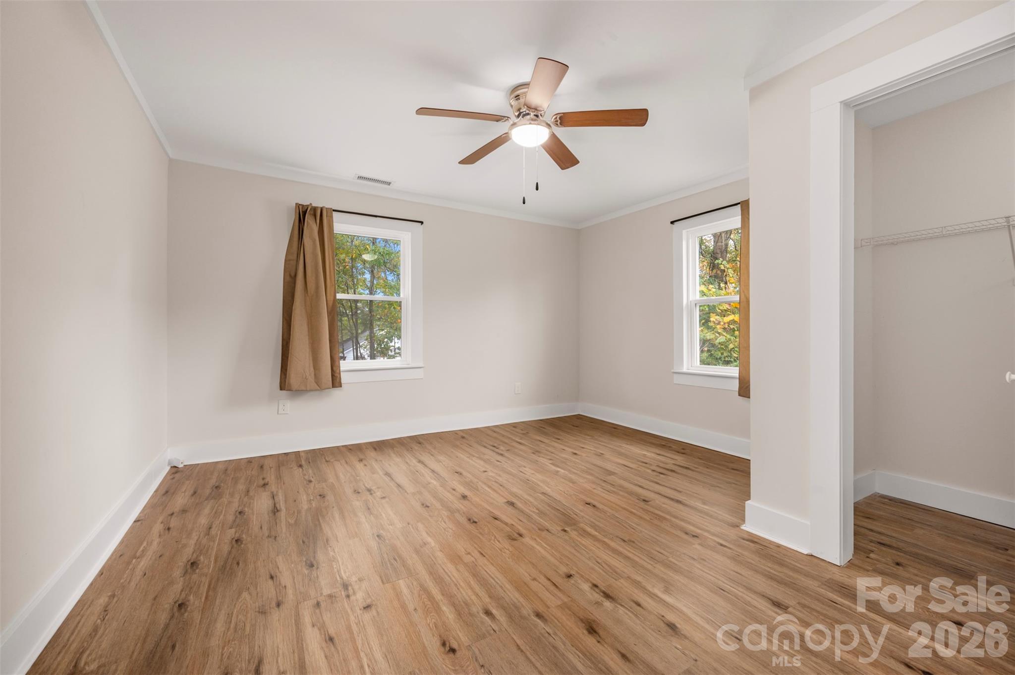 512 Spindale Street Property Photo 14