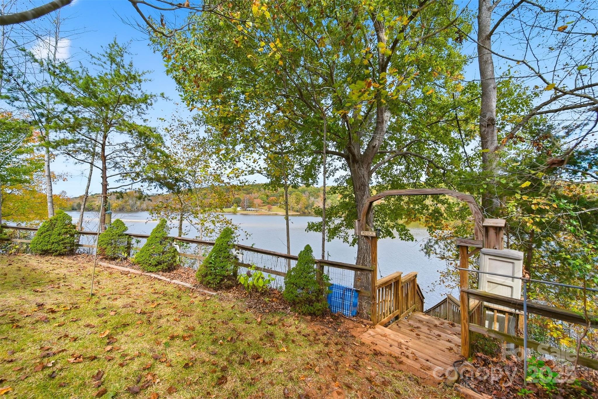 4247 Laurel Hill Road Property Photo 23