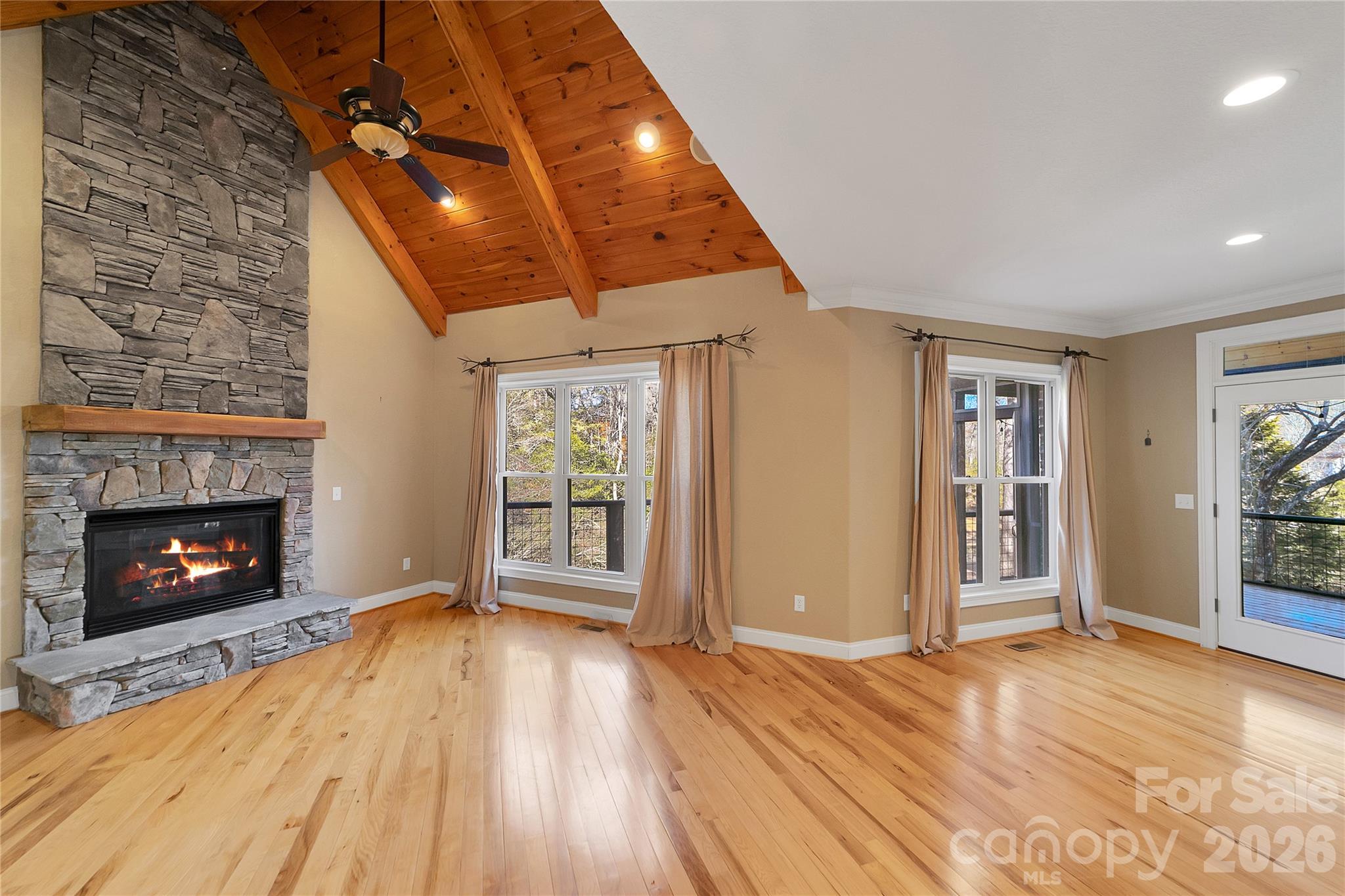 886 Soquili Drive Property Photo 21
