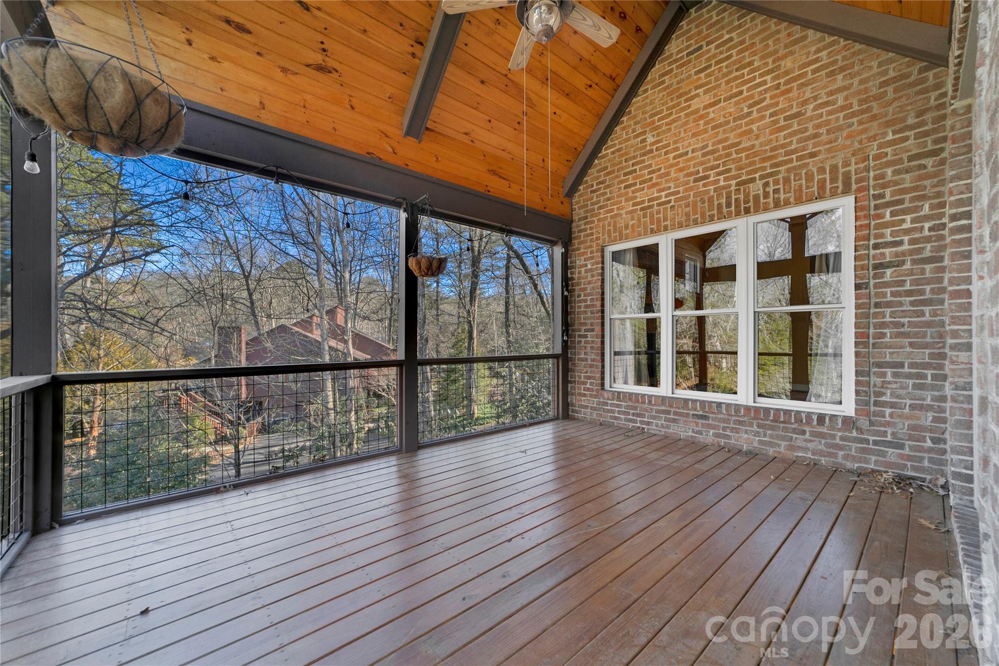886 Soquili Drive Property Photo 29
