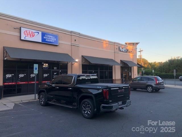 1301 Innes Street Property Photo 4