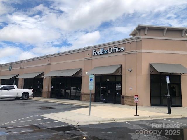 1301 Innes Street Property Photo 14