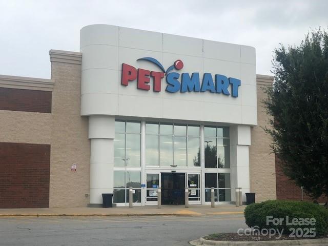 1301 Innes Street Property Photo 18