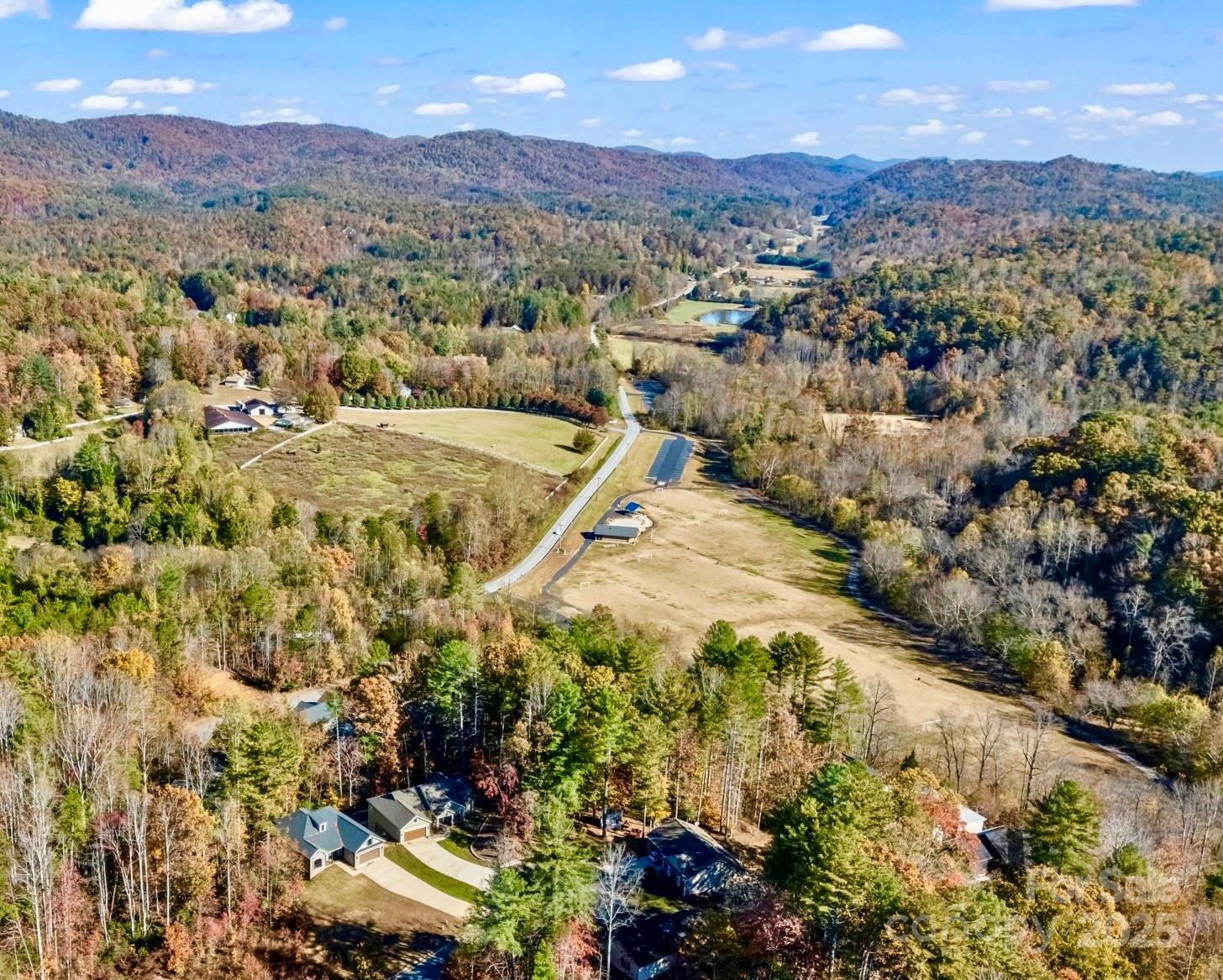 309 Sassafras Court Property Photo 3