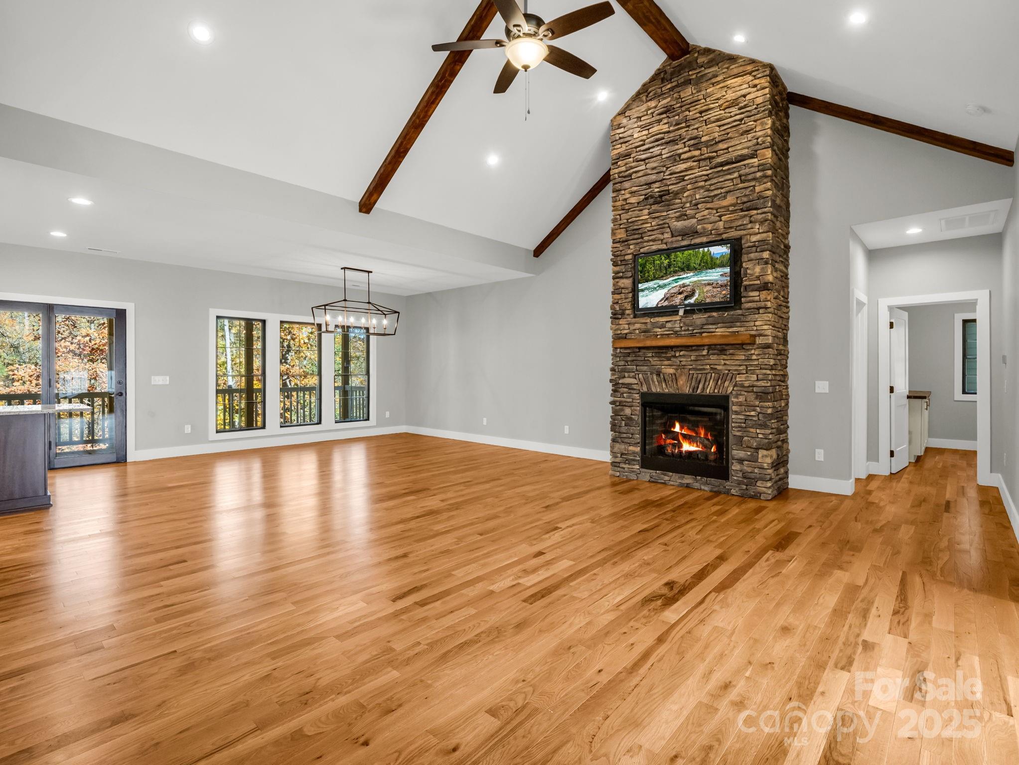 309 Sassafras Court Property Photo 12