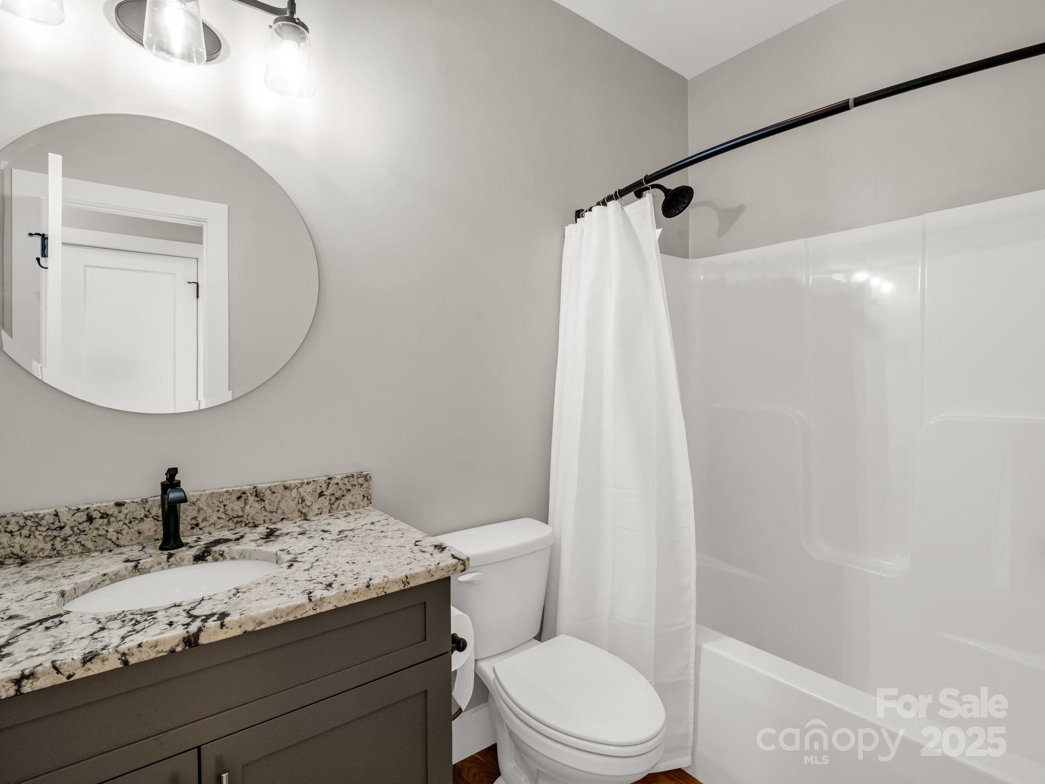 309 Sassafras Court Property Photo 28