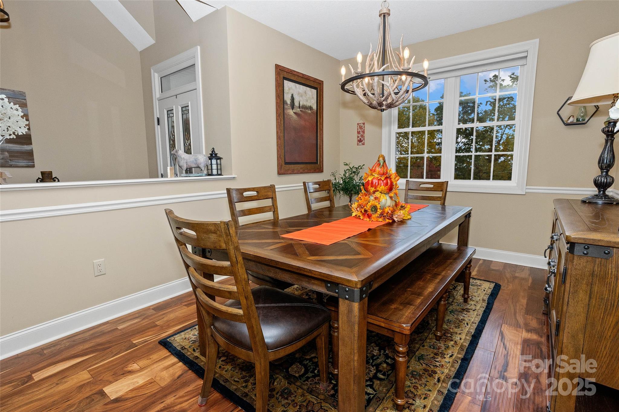 735 Bills Mountain Trail Property Photo 10