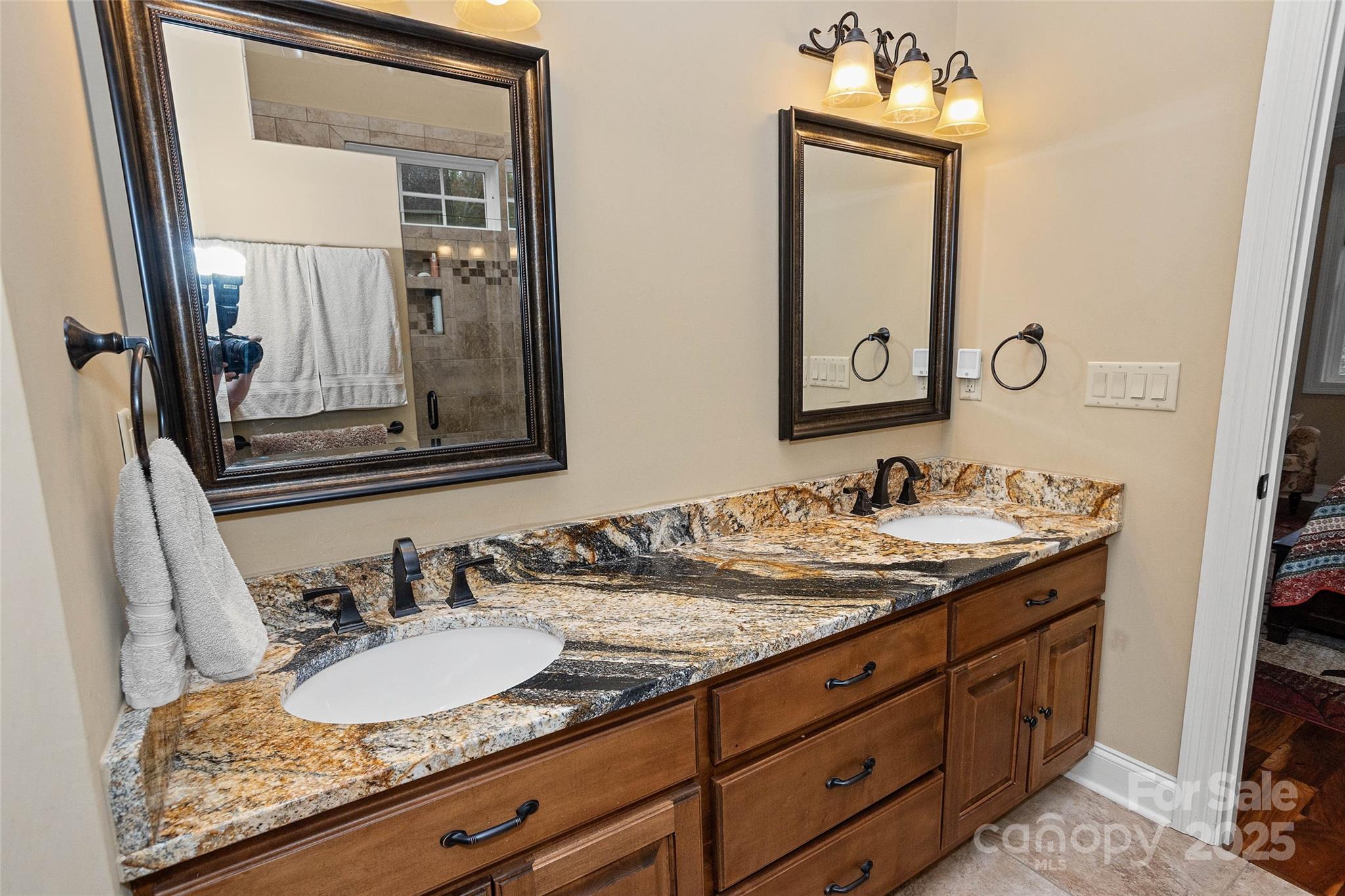 735 Bills Mountain Trail Property Photo 21