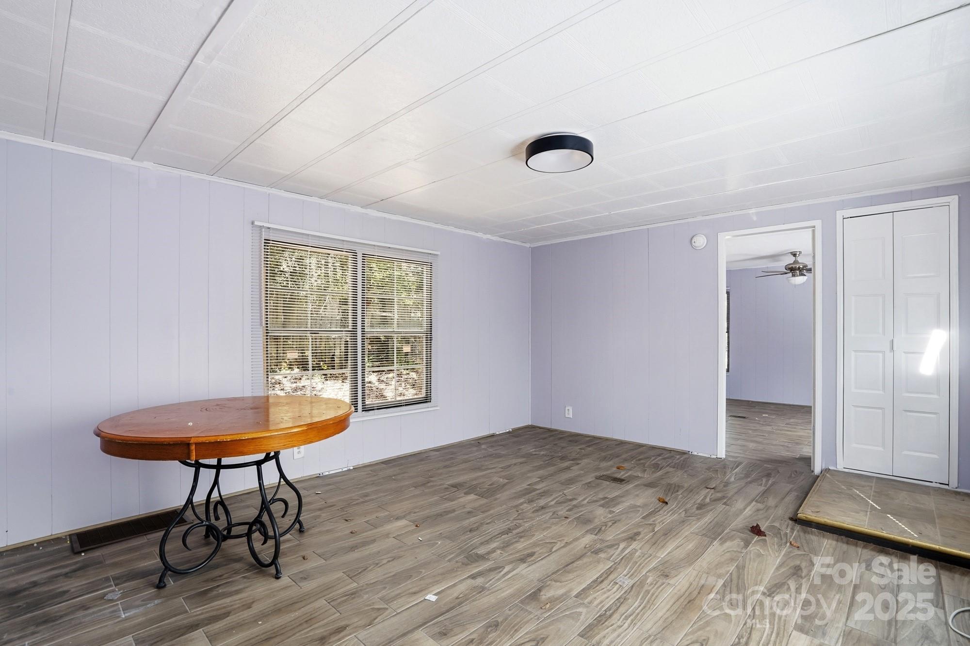 115 Red Bud Place Property Photo 6