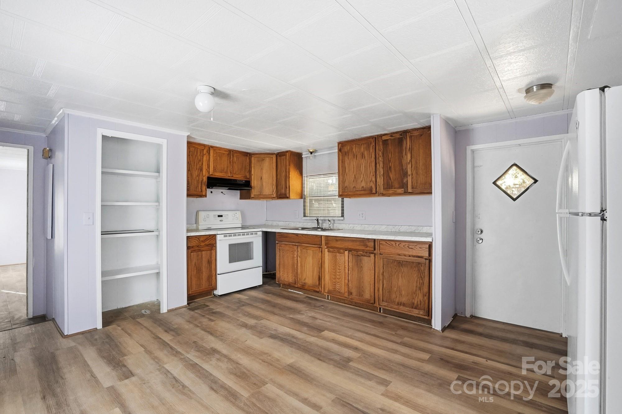115 Red Bud Place Property Photo 15
