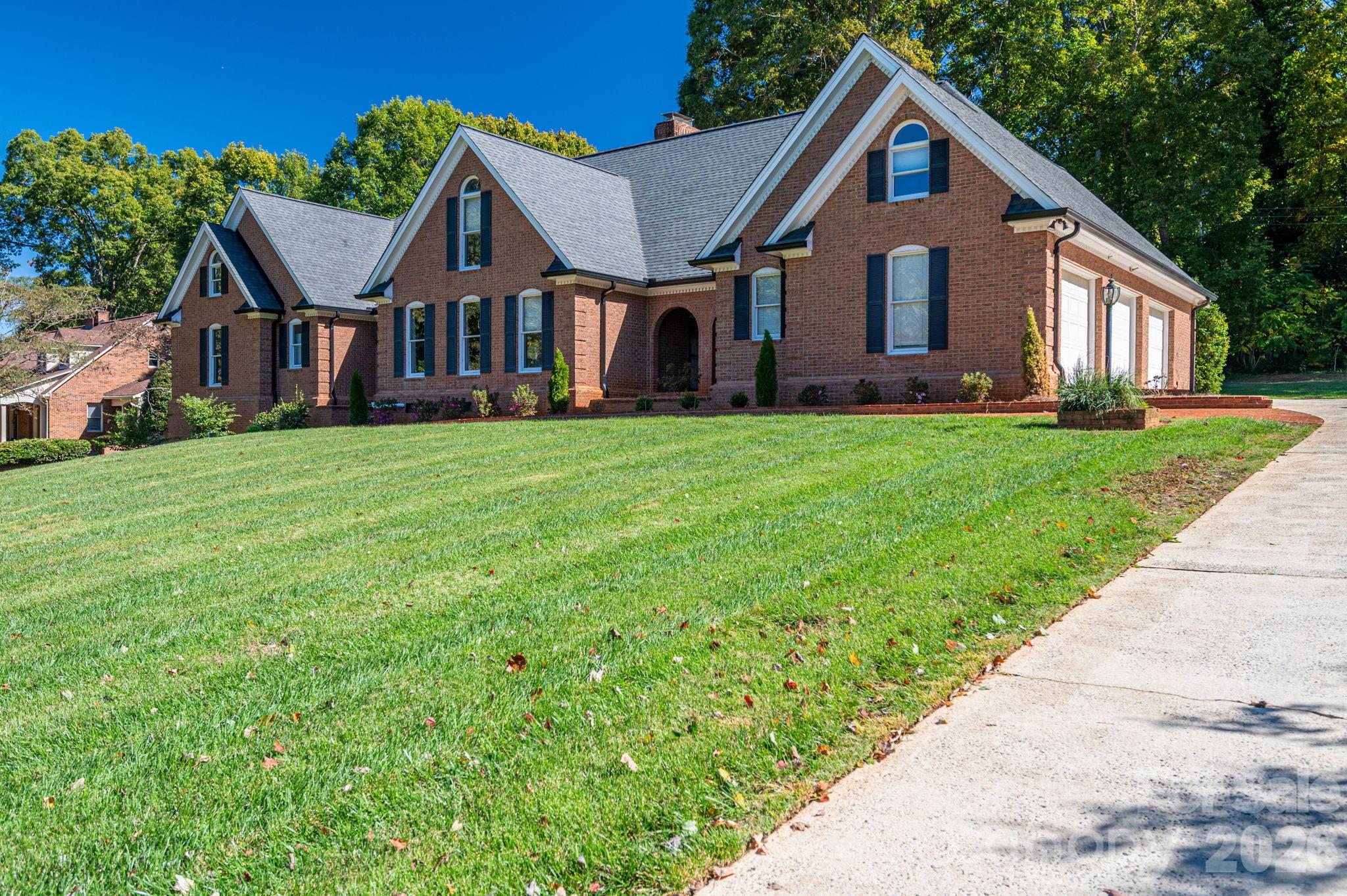 208 Hollow Road Property Photo 2