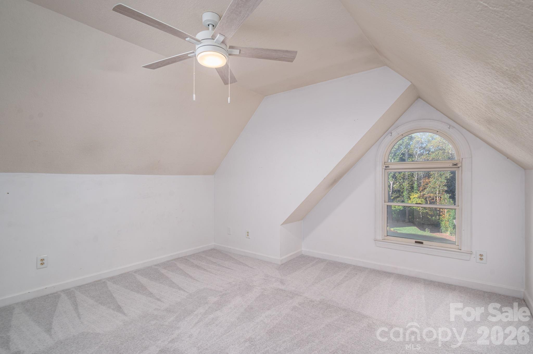 208 Hollow Road Property Photo 27