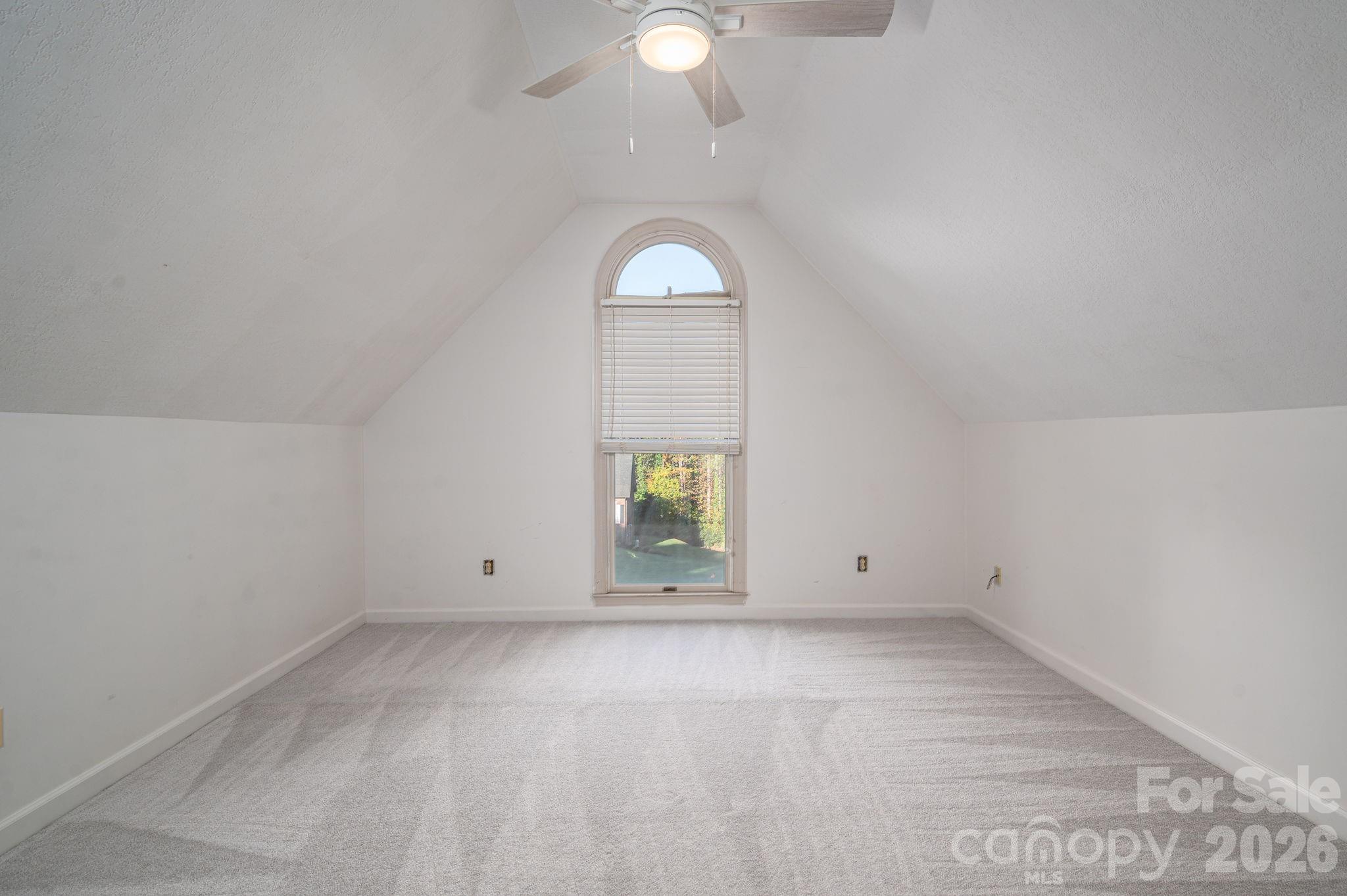208 Hollow Road Property Photo 32
