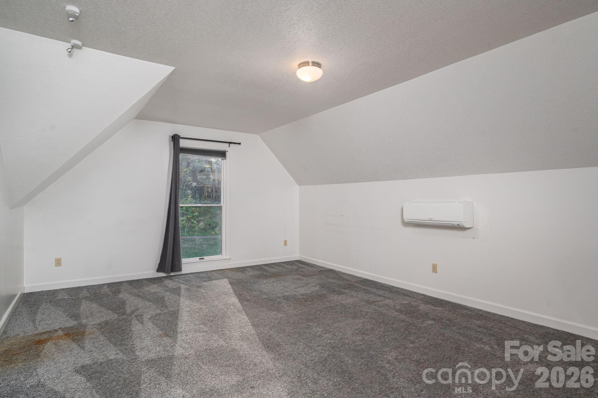 208 Hollow Road Property Photo 37