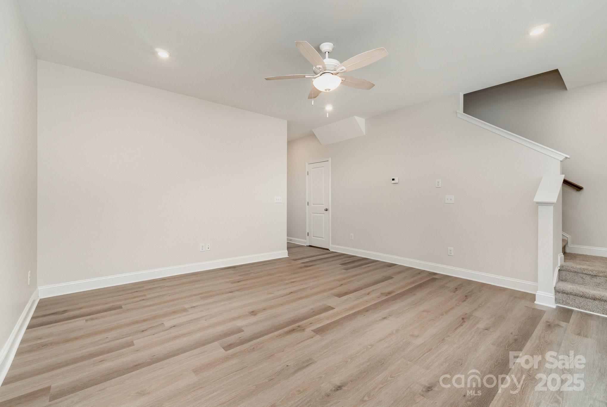 334 Embers Lane Property Photo 7