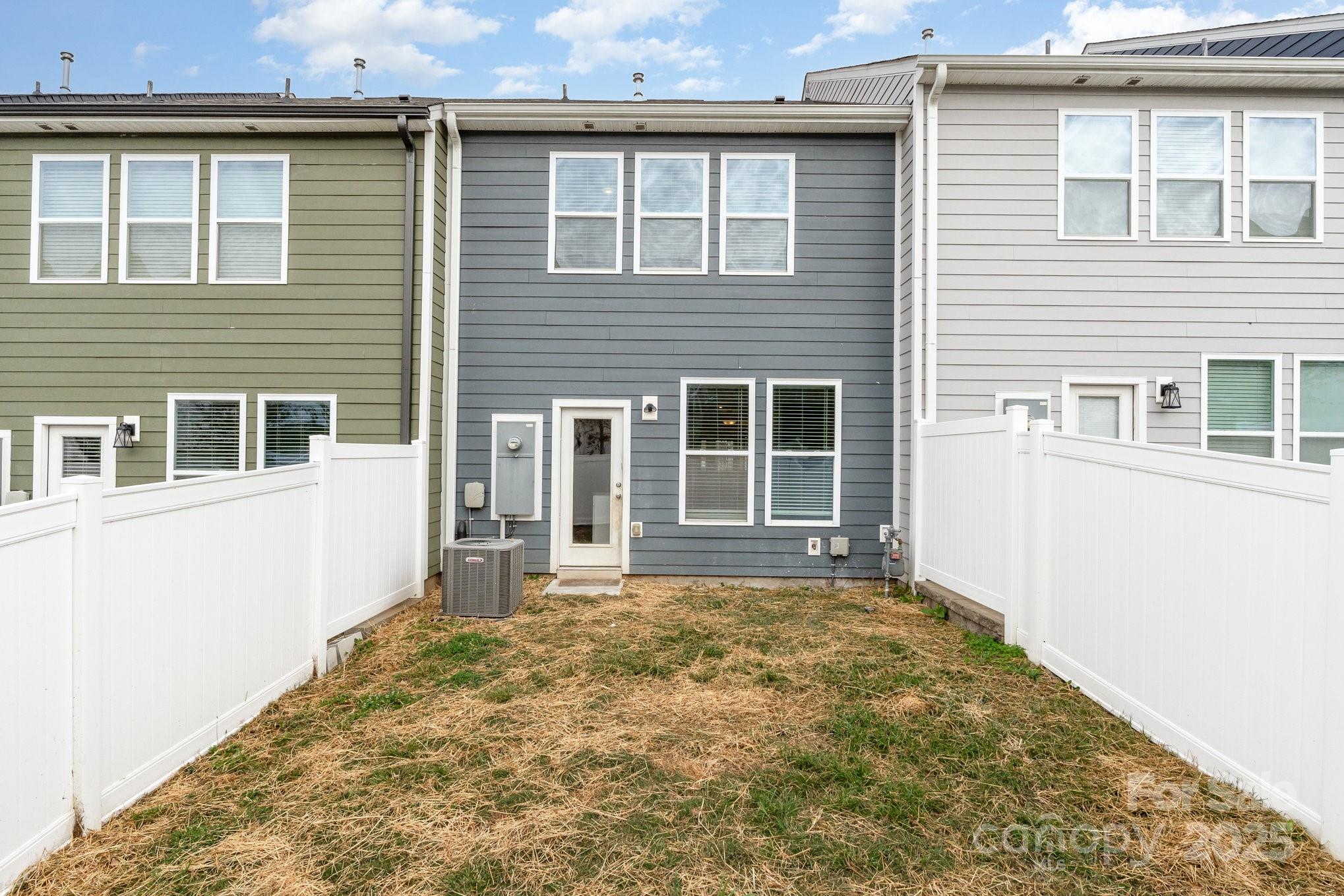 334 Embers Lane Property Photo 27