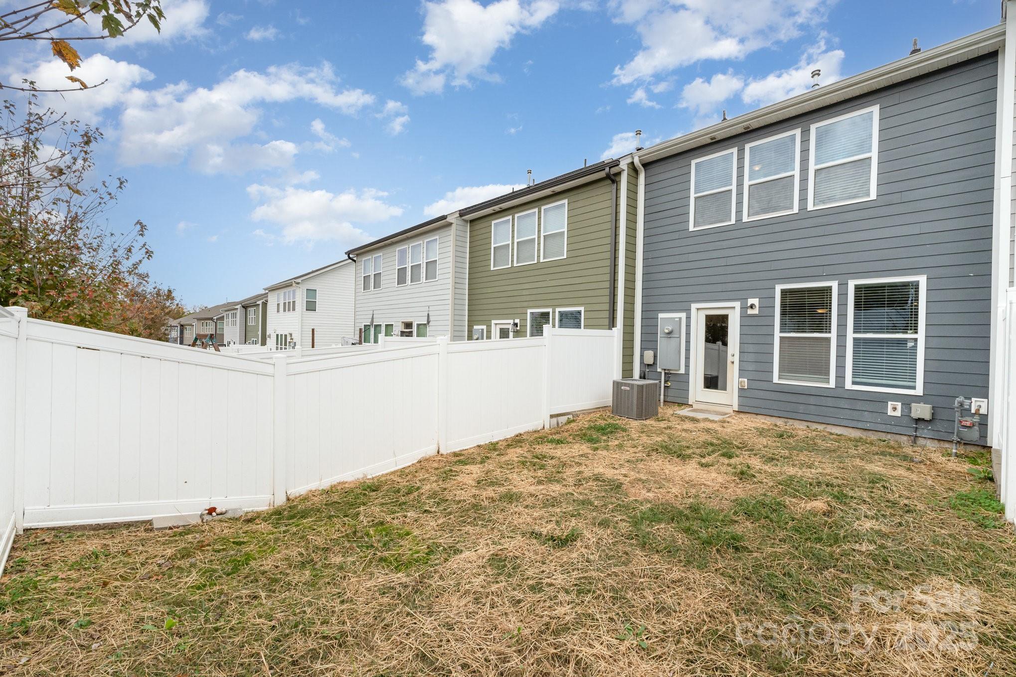 334 Embers Lane Property Photo 28