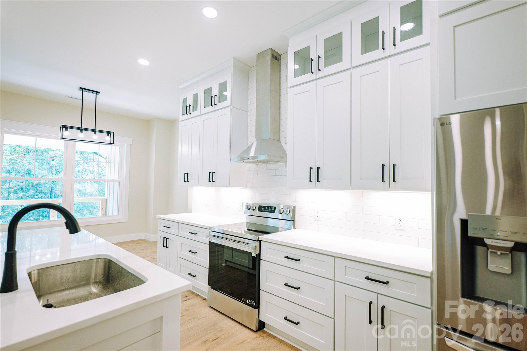 2031 Piper Ridge Drive Property Photo 3