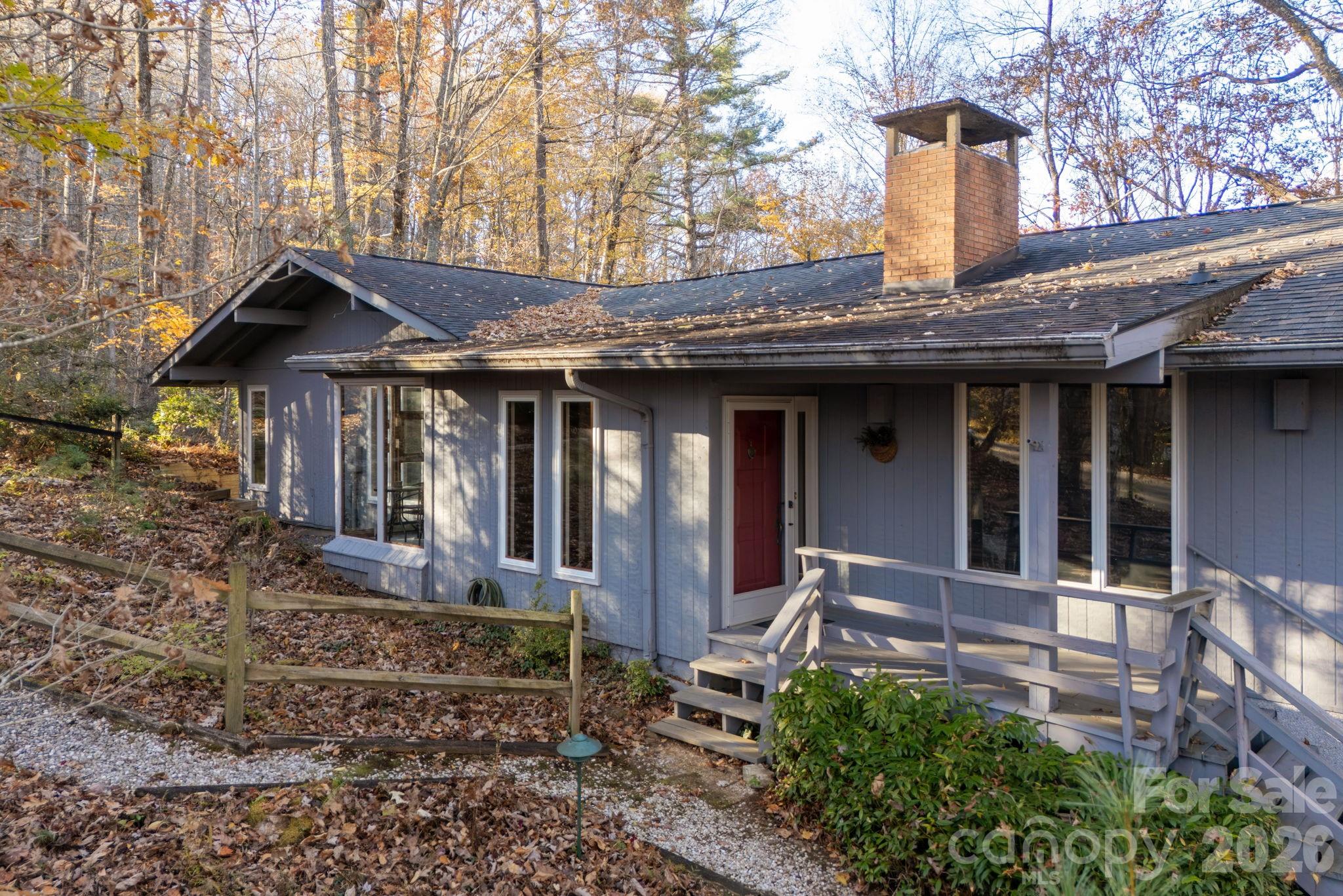 250 Butternut Lane Property Photo 6