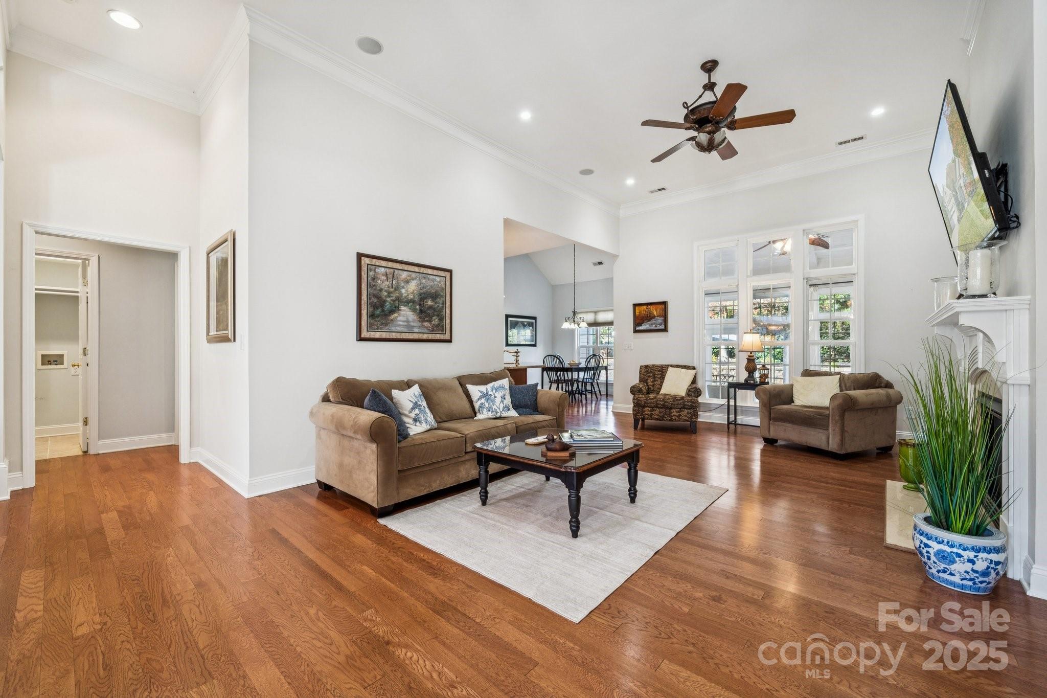 120 Elizabeth Hearth Road 93 Property Photo 2