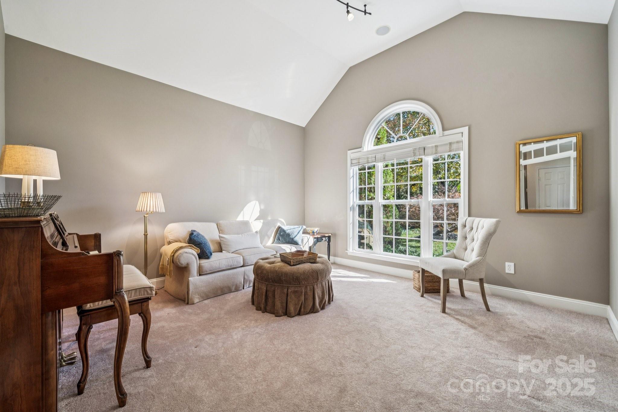 120 Elizabeth Hearth Road 93 Property Photo 7