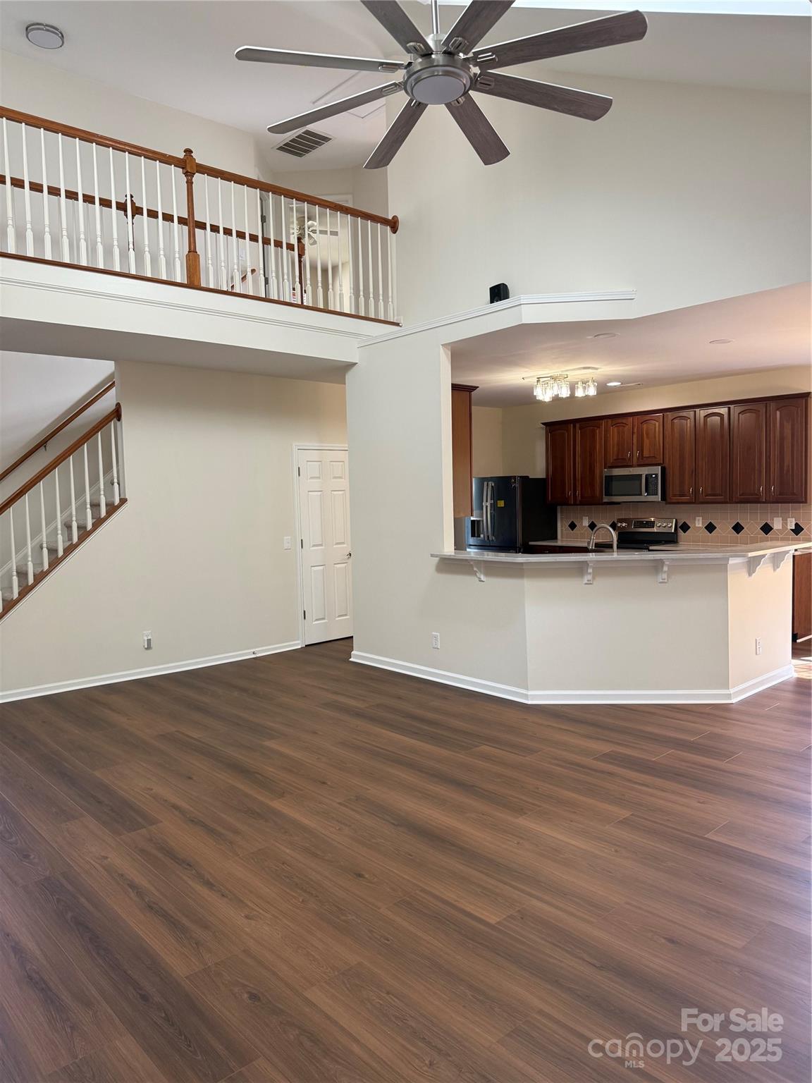 6933 Sweetfield Drive 12 Property Photo 15