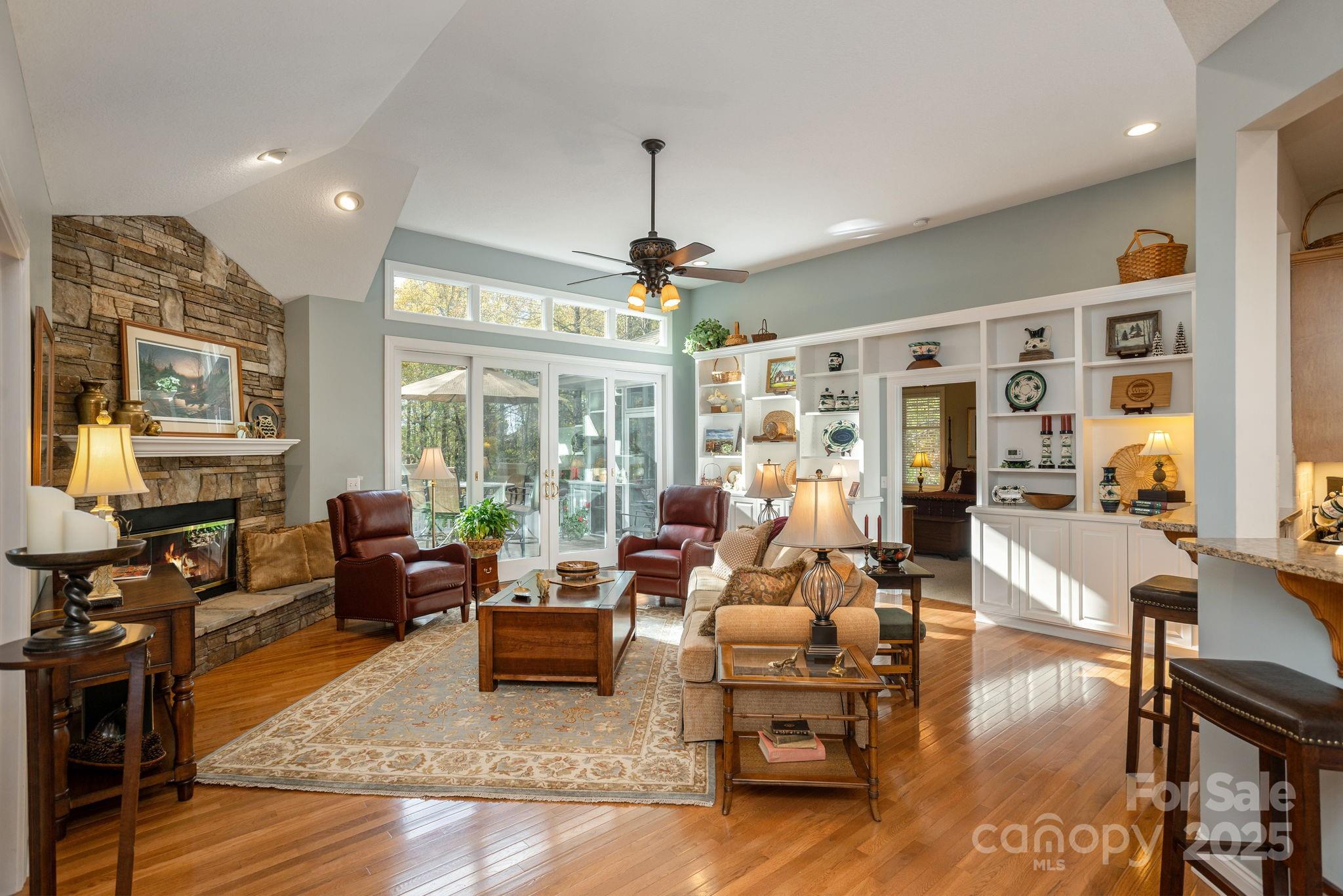 115 Chancery Court Property Photo 8