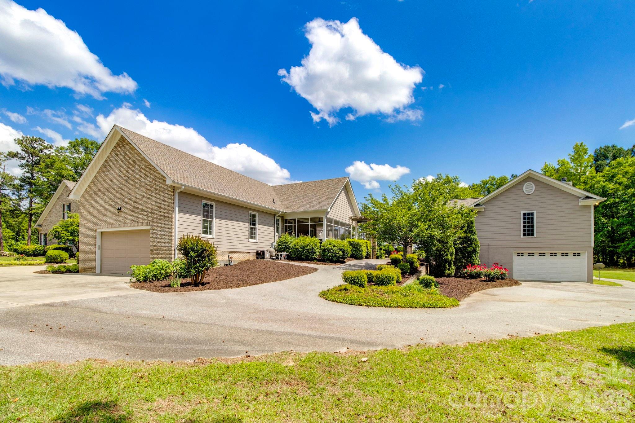 393 Youngs Bend Road Property Photo 44