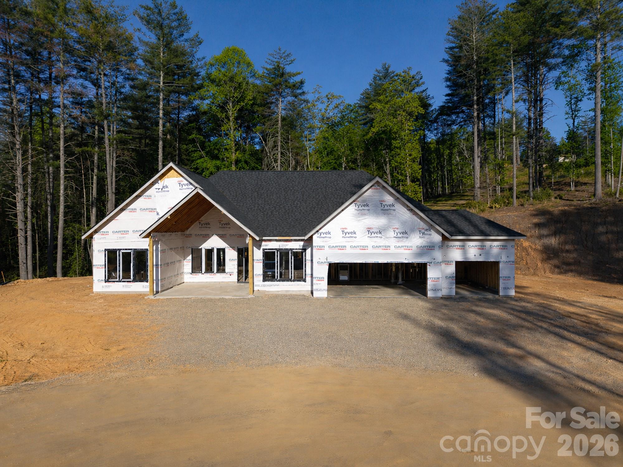 83 Mont Clair Trail 32 Property Photo 2