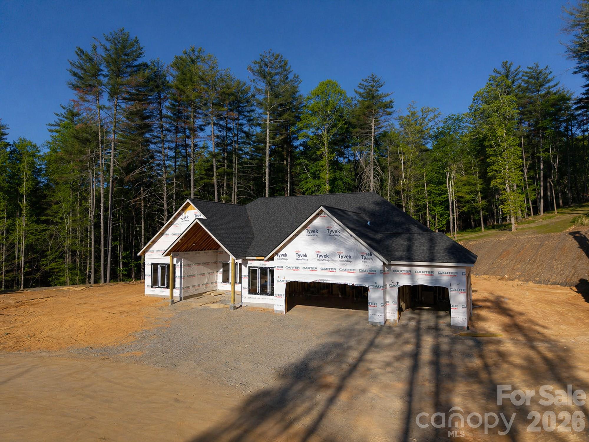 83 Mont Clair Trail 32 Property Photo 4
