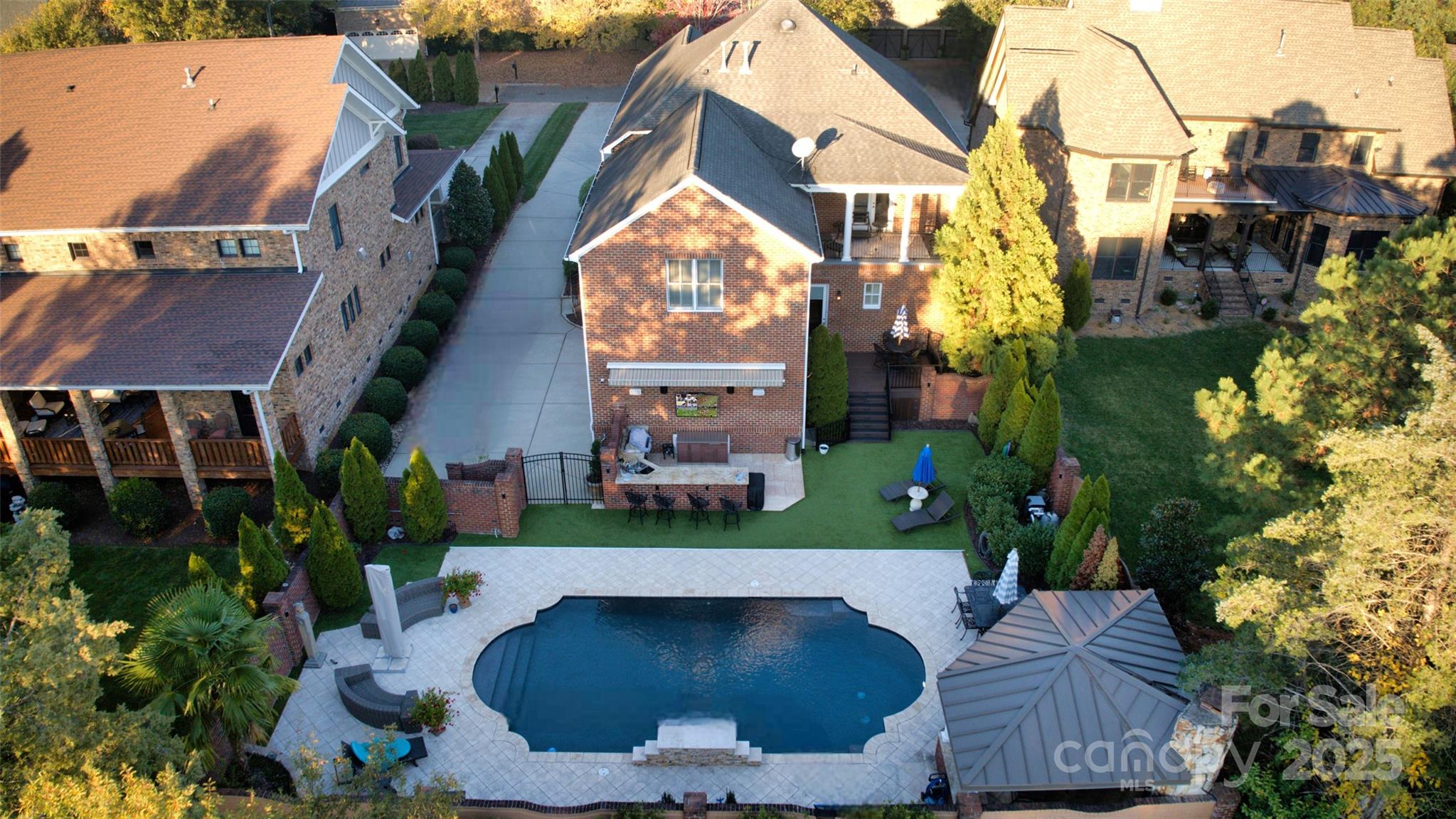 2624 Ladley Court Property Photo 1