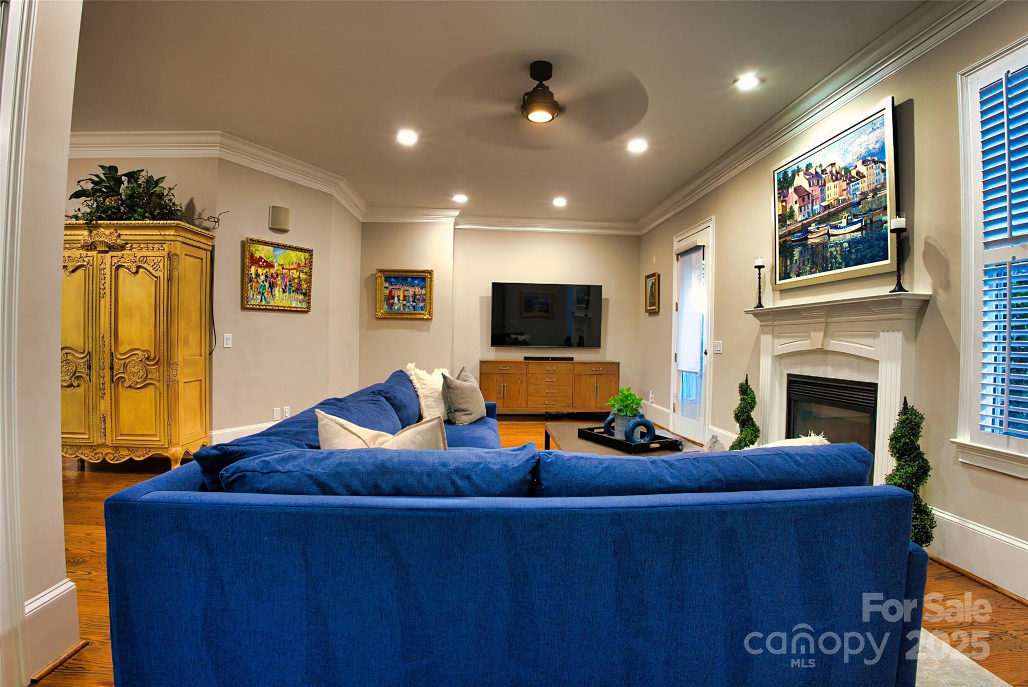 2624 Ladley Court Property Photo 12