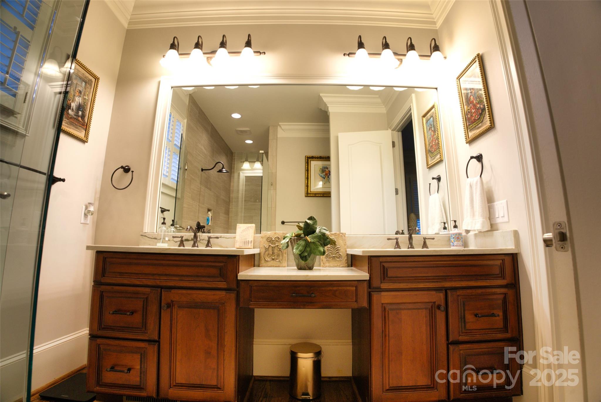 2624 Ladley Court Property Photo 16