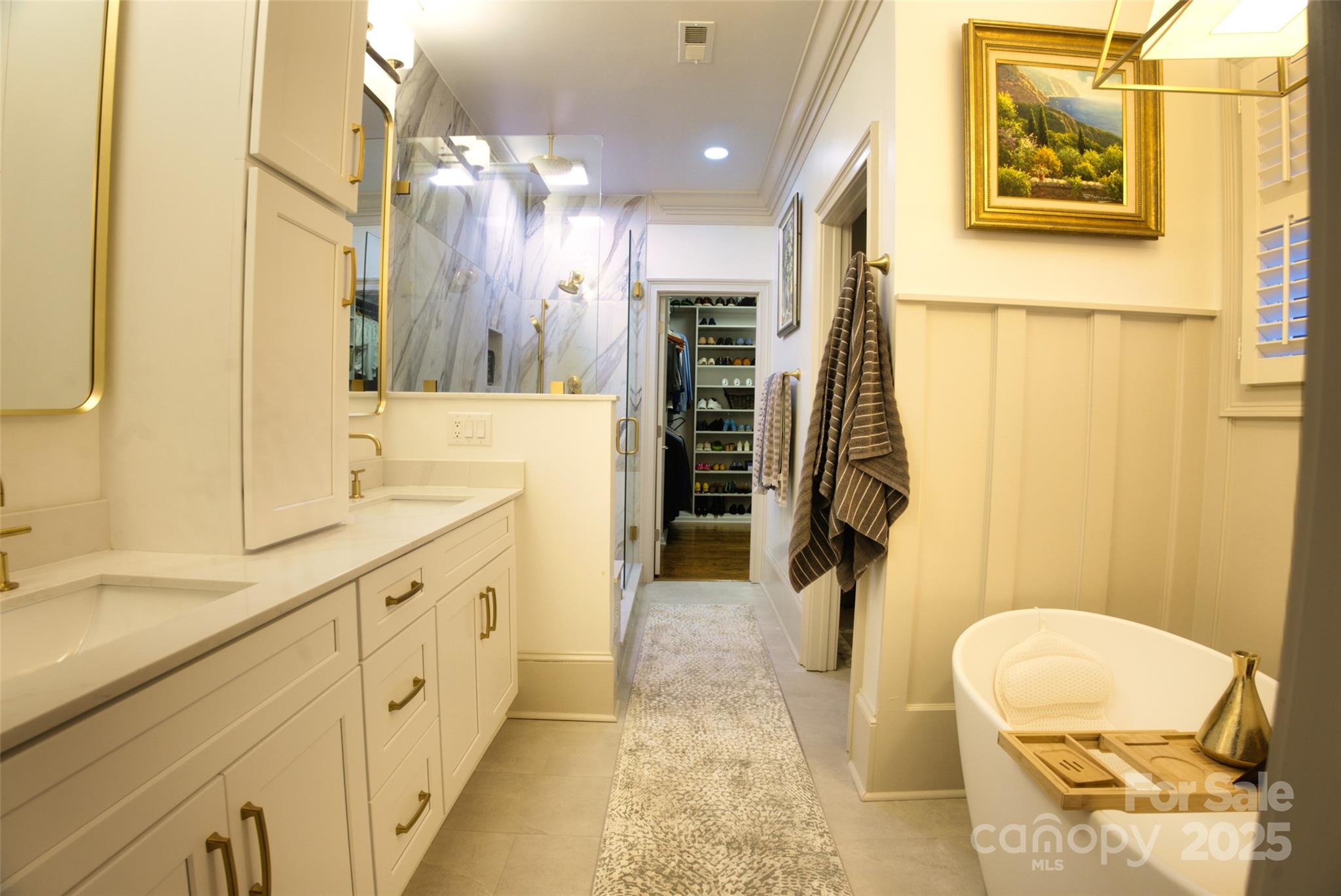 2624 Ladley Court Property Photo 20