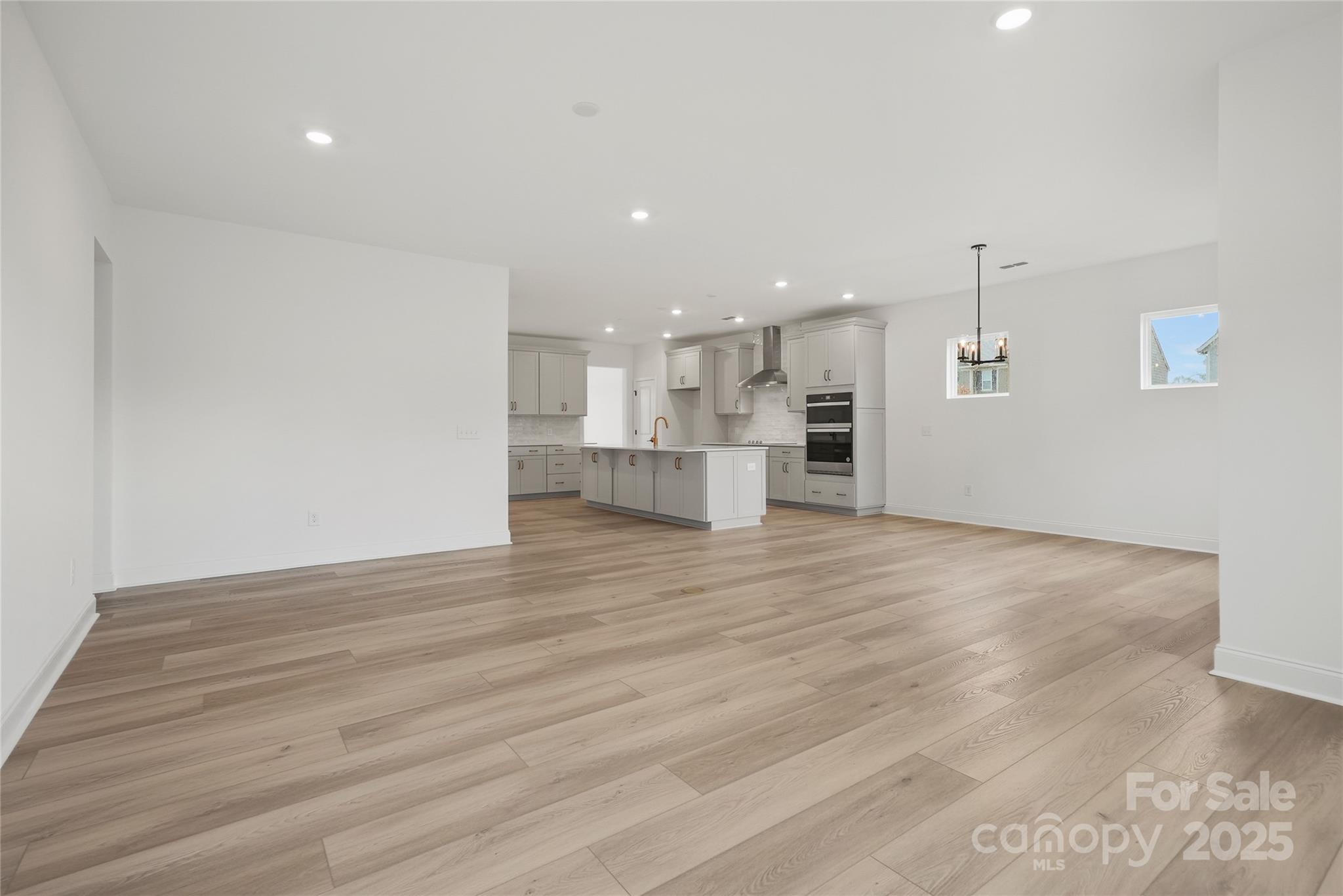 9373 Moss Plantation Avenue Property Photo 14