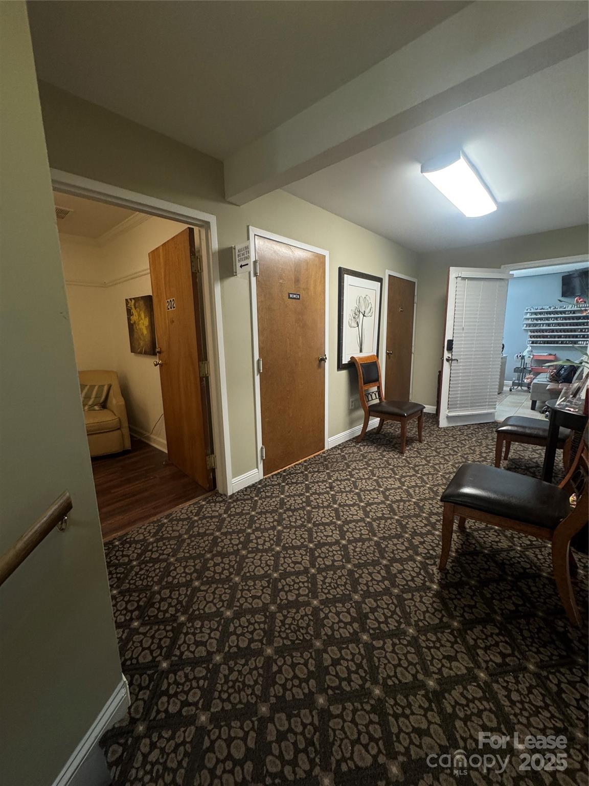 316 East Boulevard Property Photo 2