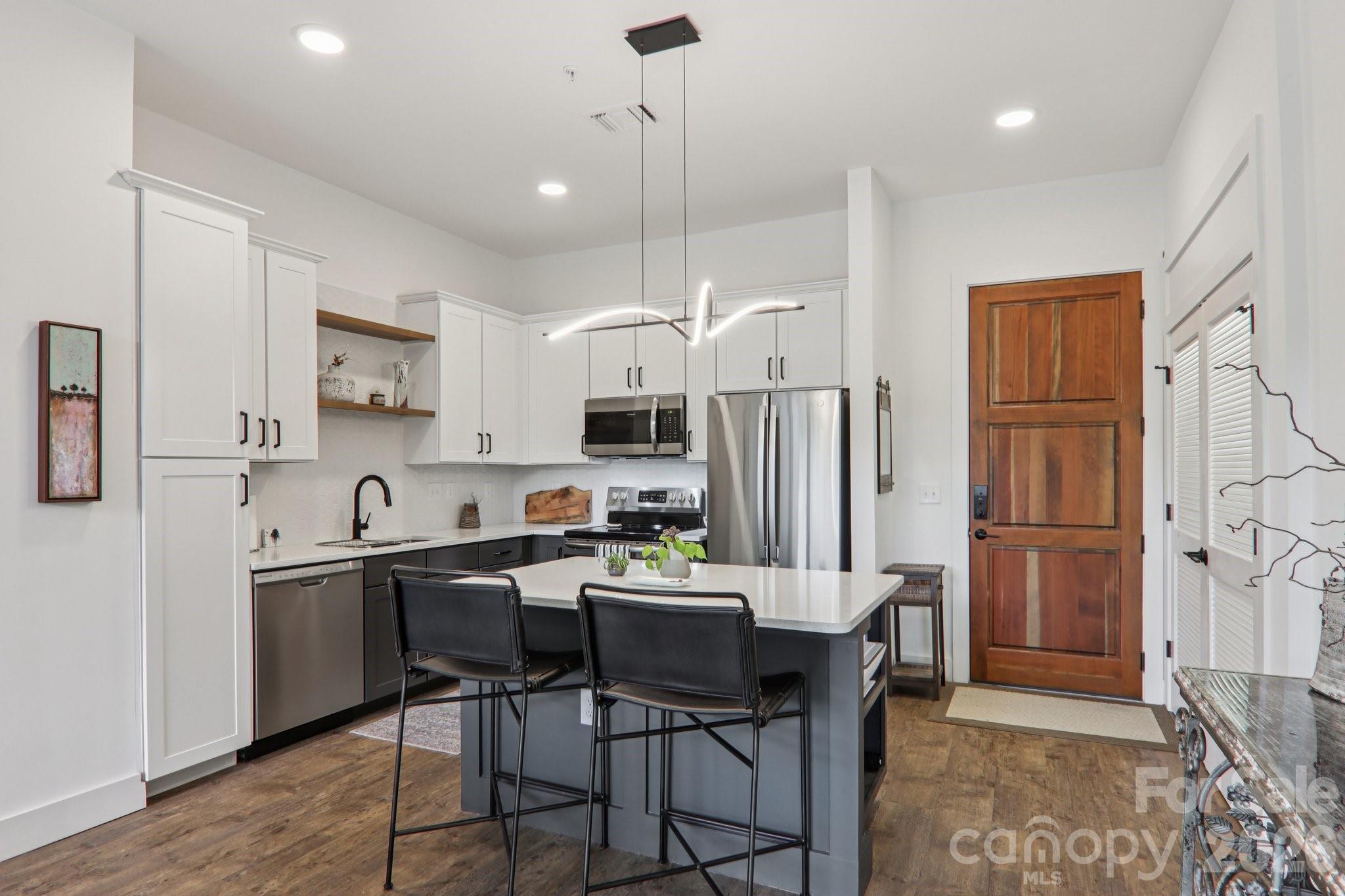 55 S Market Street 407 Property Photo 6