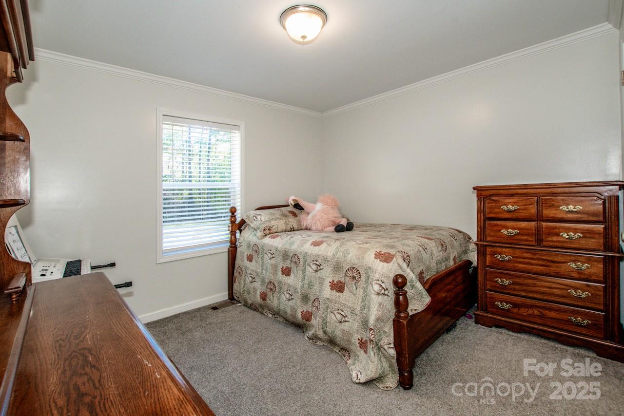 4901 Chapel Grove Road Property Photo 23