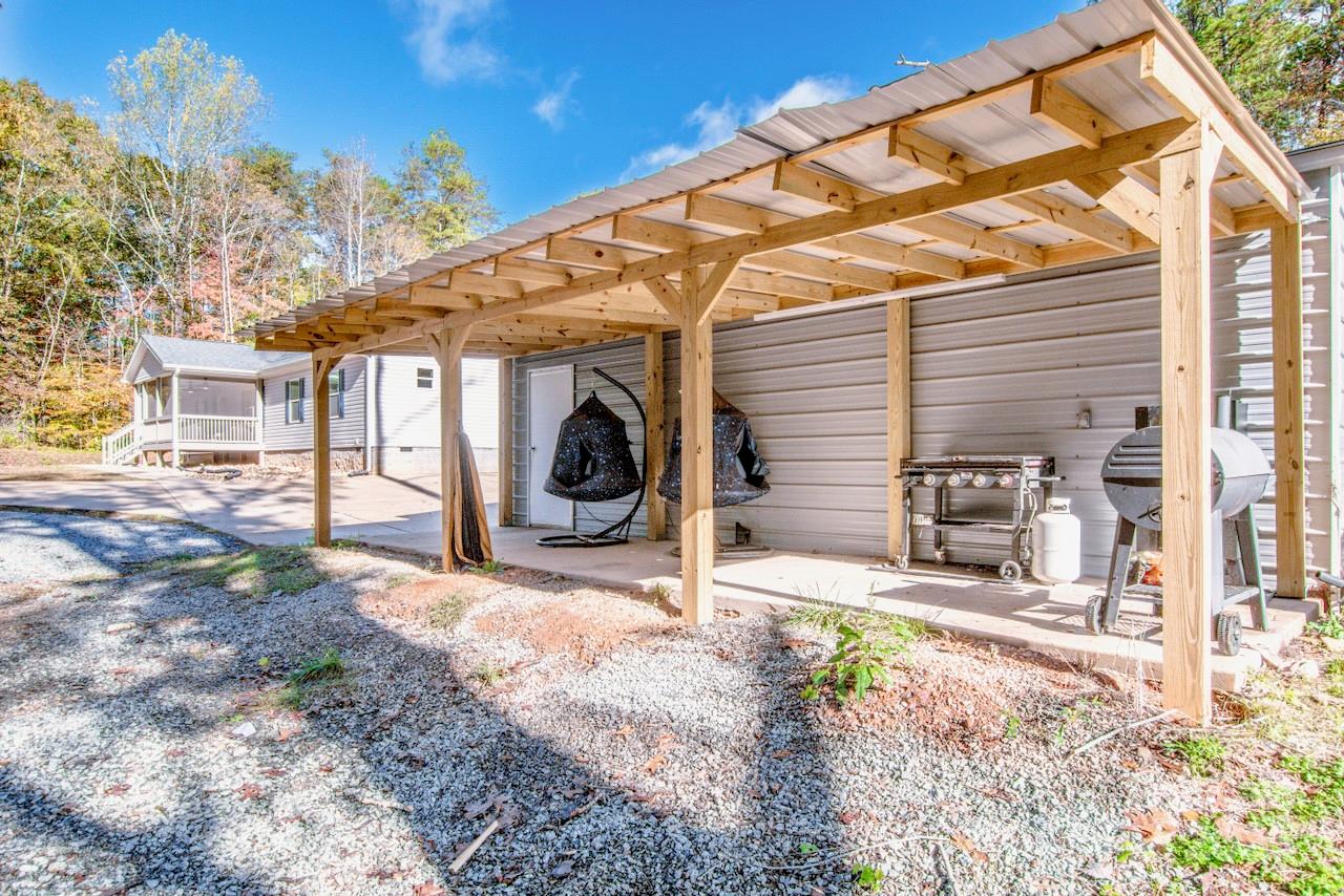 4901 Chapel Grove Road Property Photo 33