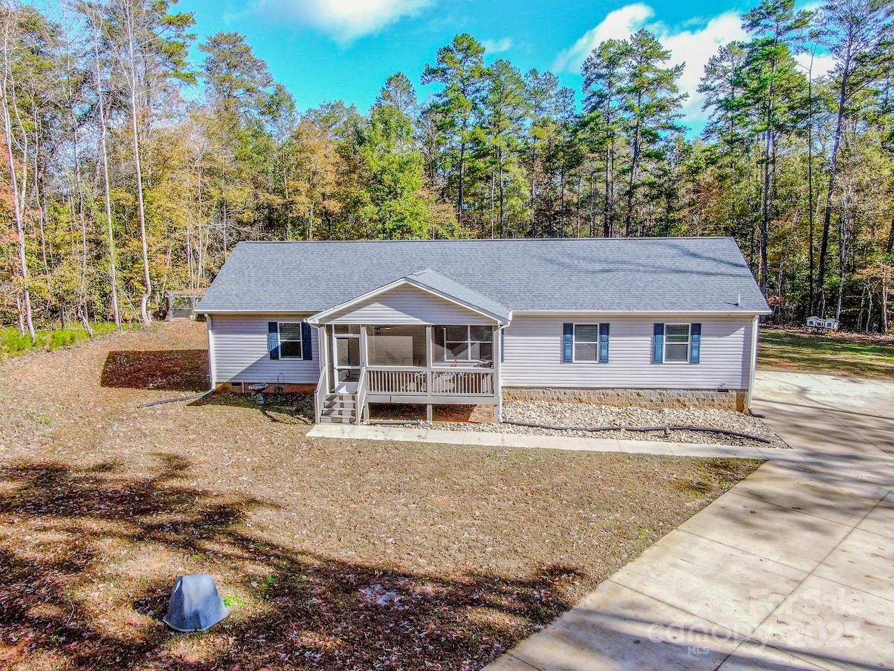 4901 Chapel Grove Road Property Photo 44
